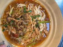 -方铲铲·成都板凳面(滨江银泰店)
