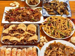 -鲁南仔·滕州炒鸡(经三路店)