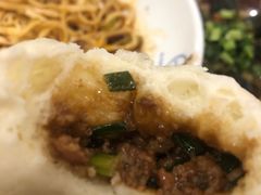 -李与白包子铺(桐梓林店)