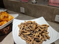 -七彩云南古滇温泉山庄