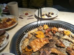 -九寸花汀海鲜烤肉自助(中东迪克店)