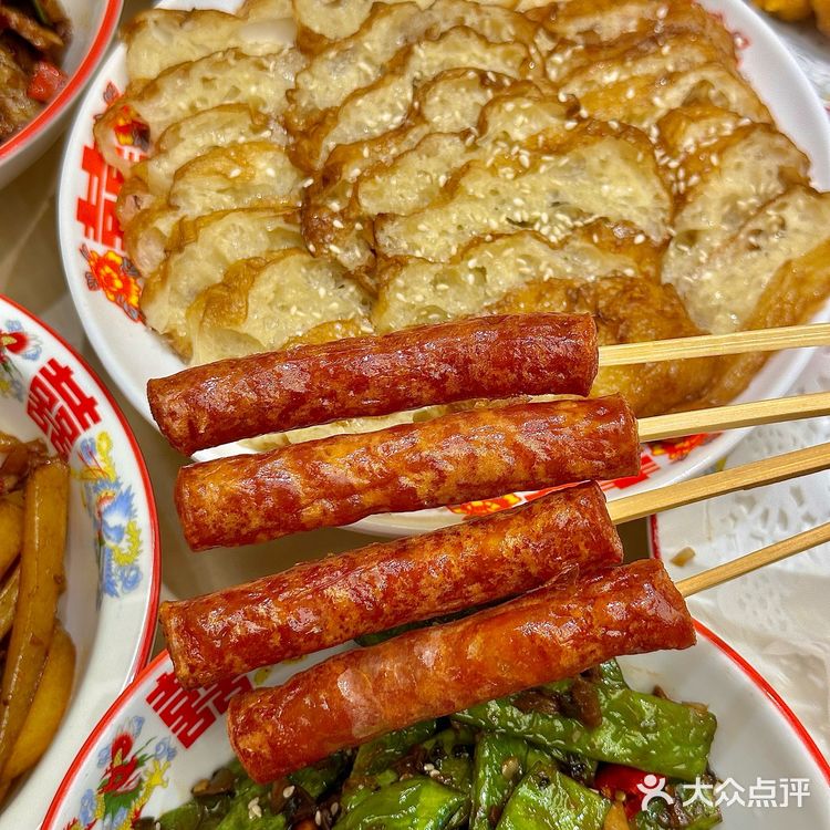 在武汉！长沙土著都爱的下饭湘菜馆子