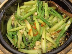 -不二啫·广府啫啫煲(江燕路万科里店)