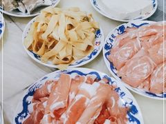 -鑫龙火锅城(经二纬四店)