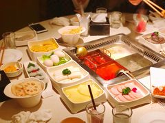 -海底捞火锅鲜切牛肉主题店(长寿路店)
