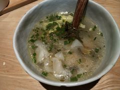 鱼籽鲜虾小馄饨-陈家生煎(世茂双子塔店)
