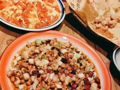 -泥糊破店小酒馆·团建聚餐(南京西路店)