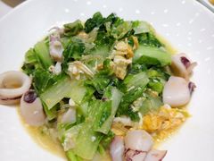 笔管小白菜-必点海鲜·海肠捞饭·鲅鱼水饺(滨江道店)