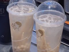 茅根竹蔗电椰水-喜茶(深圳万象城黑金店)