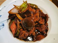 红烧排骨-山楂树融合菜餐厅