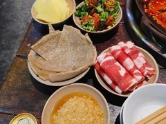 -四小区火锅·巷子里的重庆火锅(花照壁店)