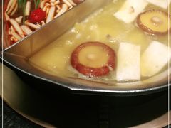 -湊湊火锅·茶憩(打浦桥日月光店)