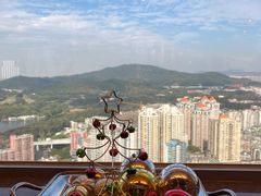 -广州中心皇冠假日酒店·汇点大堂吧