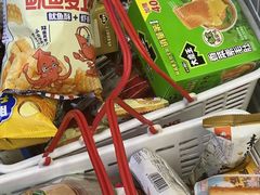 -赵一鸣零食(狮山广场店)