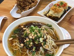-余丞记川渝面馆(云峰店)