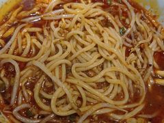 招牌传统麻辣面-聚合鑫东北熏酱熟食麻辣面(长阳店)