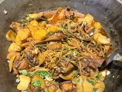 -山里屯铁锅炖·东北菜(康桥店)