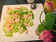 -三生三味密宗川菜·江景餐厅(来福士店)