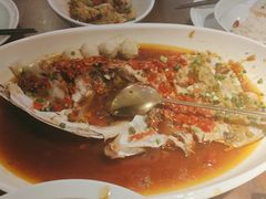 双色鸳鸯鱼头王-望湘园·洞庭渔宴(浦江欢乐颂店)