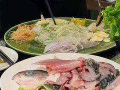 -得意咚瓜·顺德鱼生·冬瓜火锅(深圳首店)