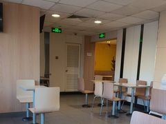 -麦当劳(军博店)