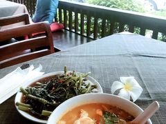 -Dash Teak House