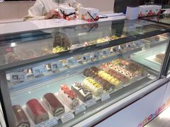 -花花卷卷·鲜食蛋糕(静安久光百货店)