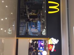 -麦当劳(新城市广场店)