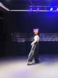 -WITCH （舞季）舞蹈工作室