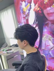 -藤野造型烫发染发