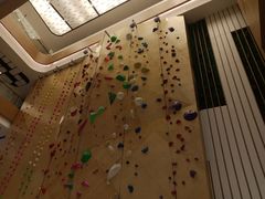 -ROCKPLUS攀岩馆(环宇城店)