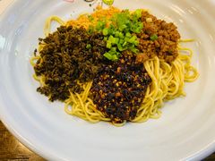 -碗里捞川渝特色面(沙河玖耀里店)
