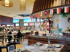 -齐河孔雀王温泉酒店·金孔雀自助百汇