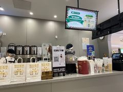 -沪上阿姨·精选茶饮(合生广场店)