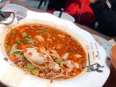 -有红鸡毛店·川菜(建设路店)