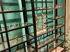 -Trend1881视光·蔡司视觉(领展广场店)
