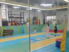 -逗你运动体能训练中心(冠城店)