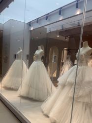 -乐派诗婚纱摄影