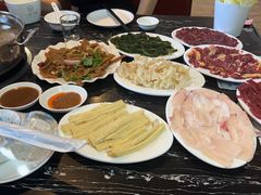 -一鼎牛鲜活牛肉城(晋江海峡国际食品城店)