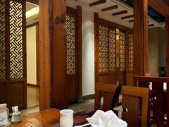 -萨拉伯尔(燕莎友谊商城店)