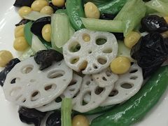 荷塘月色-海富门·带鱼·淮扬菜·粤菜(甘家口店)