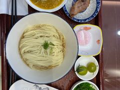 -百年老字号·观振兴蟹黄面·三虾面·苏式面(观前街富仁坊巷店)