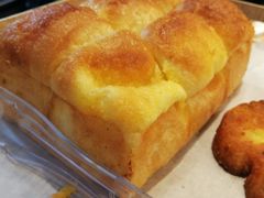 酸奶菠萝包-UH祐禾(光谷世界城店)