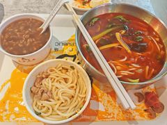 -红鼻子桂林米粉(金唐新光界店)
