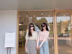 -nana showroom娜娜家服装店