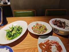 -娜仁图雅蒙古美食村(33小镇店)