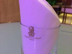 -深圳星河丽思卡尔顿酒店