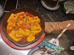 蒜香火腿包浆豆腐-云海肴云南菜·蒸汽石锅鱼(青岛万象城店)