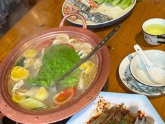 铜锅腊排骨-民食香·腊排骨野生菌美食(木府店)