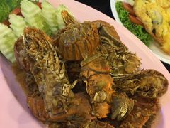 -J Daeng Seafood